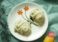 Illustration of how to make Jade Rabbit steamed buns 16