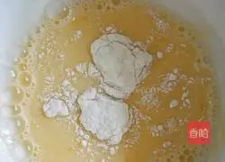 Illustration of making glutinous rice egg pancake 5