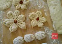 Illustration of how to make colorful steamed buns 6