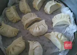 Illustration of how to make zucchini and egg dumplings 15