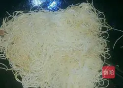 Illustration of how to make steamed noodles 9