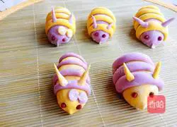 Illustration of how to make caterpillar steamed buns 17