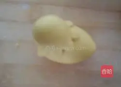 Illustration of how to make mother chicken and her children (steamed buns) 10