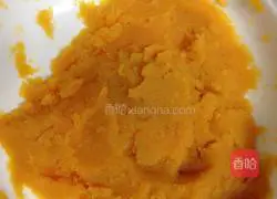 Illustration of how to make sweet potato pancakes 2