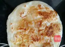 Illustration of how to make egg-filled pancakes 14