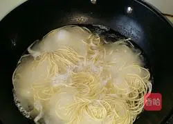 Illustration of how to make vegetarian fried noodles 2