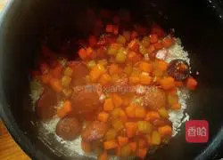 Illustration of making braised sausage and rice 8