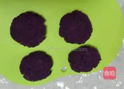 Illustration of how to make pan-fried purple potato cake 3
