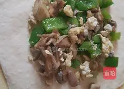 Green pepper mushroom egg pie recipe 4