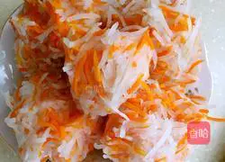 Dumplings Illustration of how to do it 1