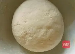 Illustration of how to make carp steamed buns 1