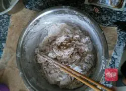 Illustration of how to make brown sugar and red date steamed buns 5