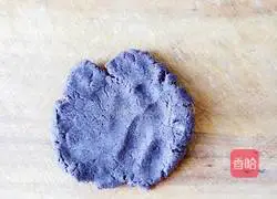 Illustration of how to make sweet potato and black rice cakes 8