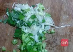 Egg Fried Rice Illustration of how to do it 3