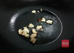 Illustration of making noodles with onion oil 4