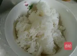 Illustration of how to make cherry tomato fried rice 1