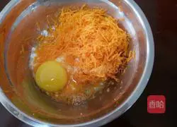 Carrot Pancakes Illustration of how to do it 2