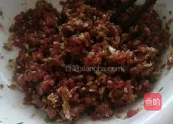 Illustration of how to make colorful wontons 9