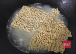 Illustration of how to make fried noodles 7