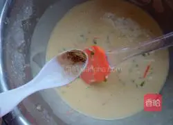 Illustration of how to make egg and green onion cake 6