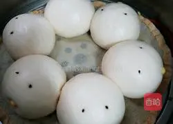 Illustration of how to make milk-flavored chicken steamed buns 5