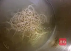Illustration of how to make curry fried noodles 4
