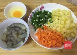 Illustration of how to make shrimp fried rice 1