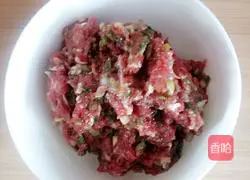 Yuanbao Wonton Wrapping Method Illustration 3