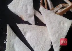 Illustration of how to make fruit sandwich (super simple version) 7