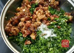 Illustration of how to make cabbage and pork buns 6