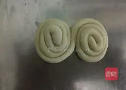 Milk chrysanthemum steamed buns recipe 12