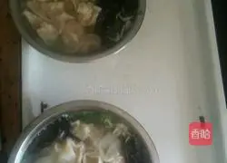 Illustration of how to make wontons 6