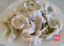 Illustration of how to make leek and egg dumplings 24