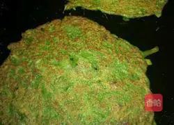 Illustration of how to make spinach double strand cake 6