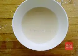 Illustration of corn flour cake making 3