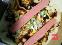 Illustration of how to make crispy egg-filled pancakes 13