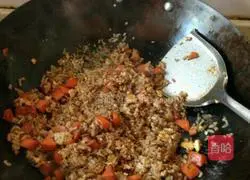 Illustration of how to make egg fried rice 5