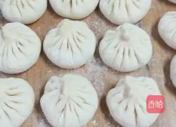Illustration of how to make meat buns 4
