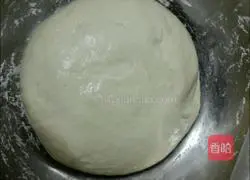 Illustration of how to make steamed buns 1