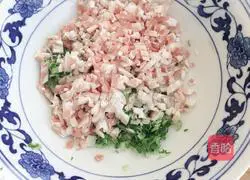 Illustration of making pickled cabbage pie 4