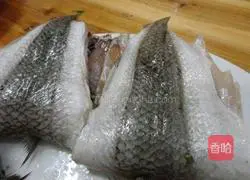 Illustration of how to make Chives and Kuilong Fish Patties 2