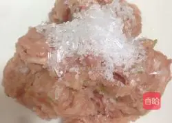 Illustration of how to make small wontons 2