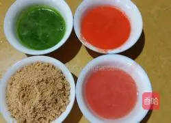 Illustration of how to make colorful glutinous rice balls 1