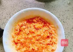 Illustration of how to make fried rice with vegetables, minced meat and eggs 2