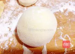 Illustration of how to make cornmeal steamed buns 9