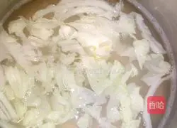 Illustration of how to make noodles 5