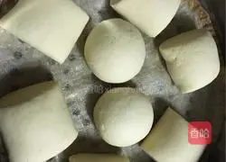 Illustration of how to make cornmeal steamed buns 6