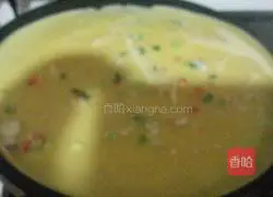 Illustration of how to make egg pancakes with lettuce 4