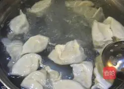 Illustration of how to make pork dumplings 4
