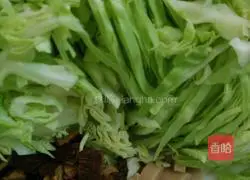 Illustration of how to make cabbage fried rice 2